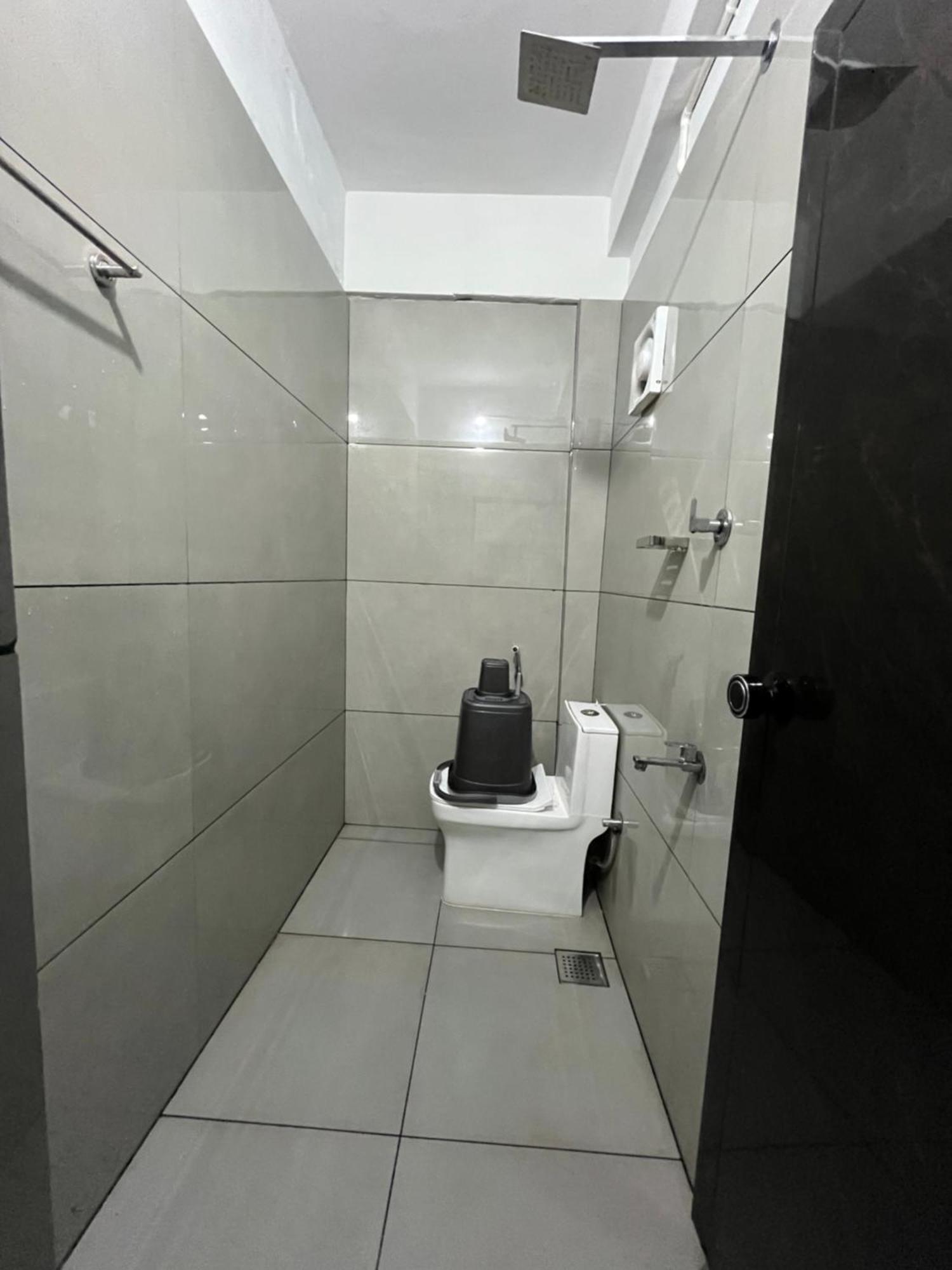 Priya Lodge Kozhikode Dış mekan fotoğraf